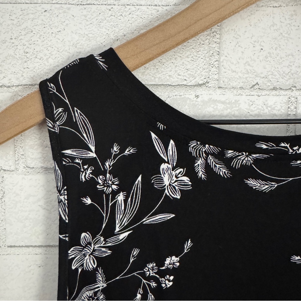 POPYOUNG Women’s Floral Black Sleeveless Top - Picture 7 of 8